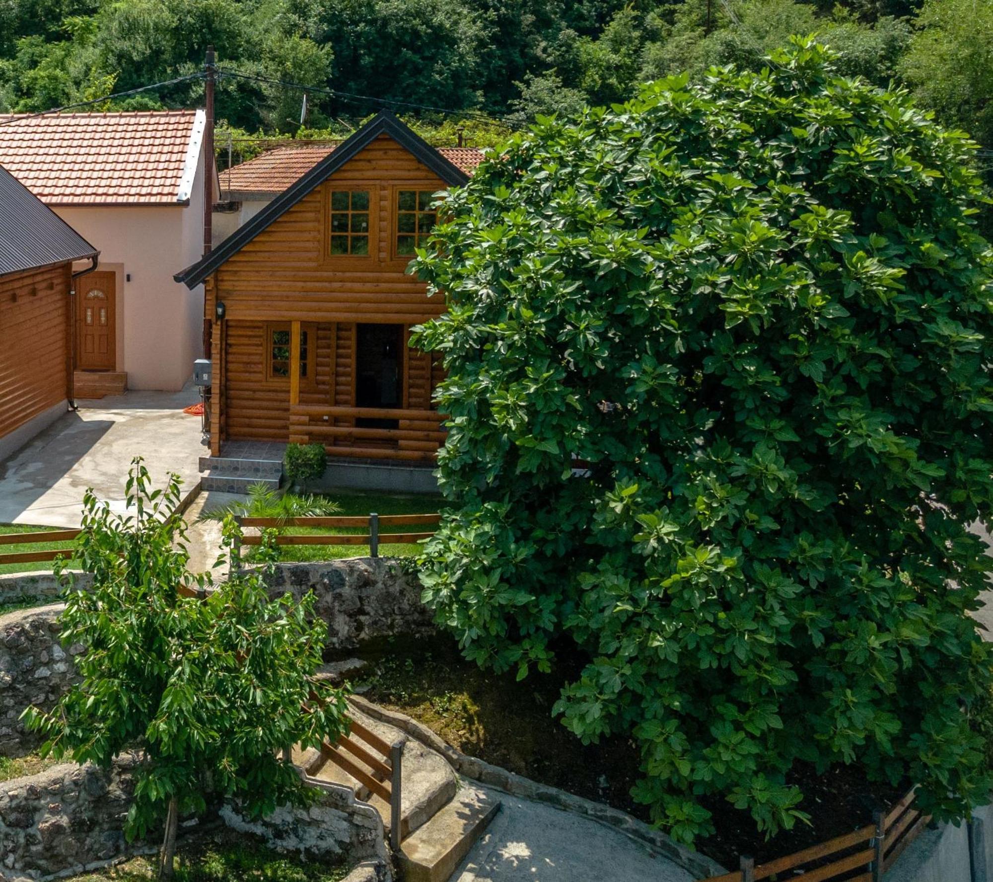 Green Hill Virpazar Luaran gambar